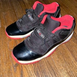 Jordan retro 11 low Bred
